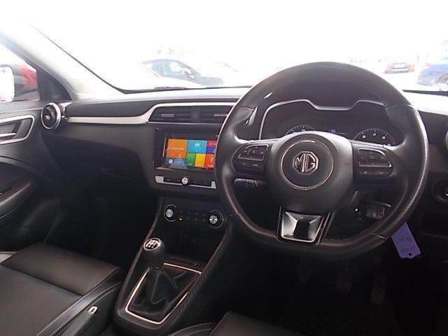 MG ZS