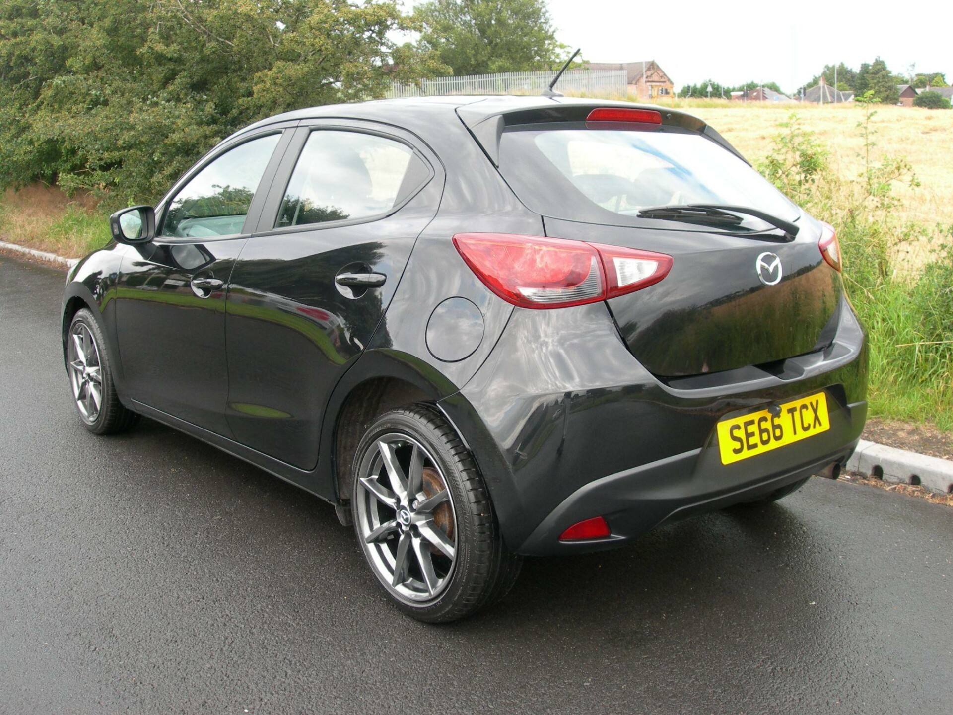 Mazda 2