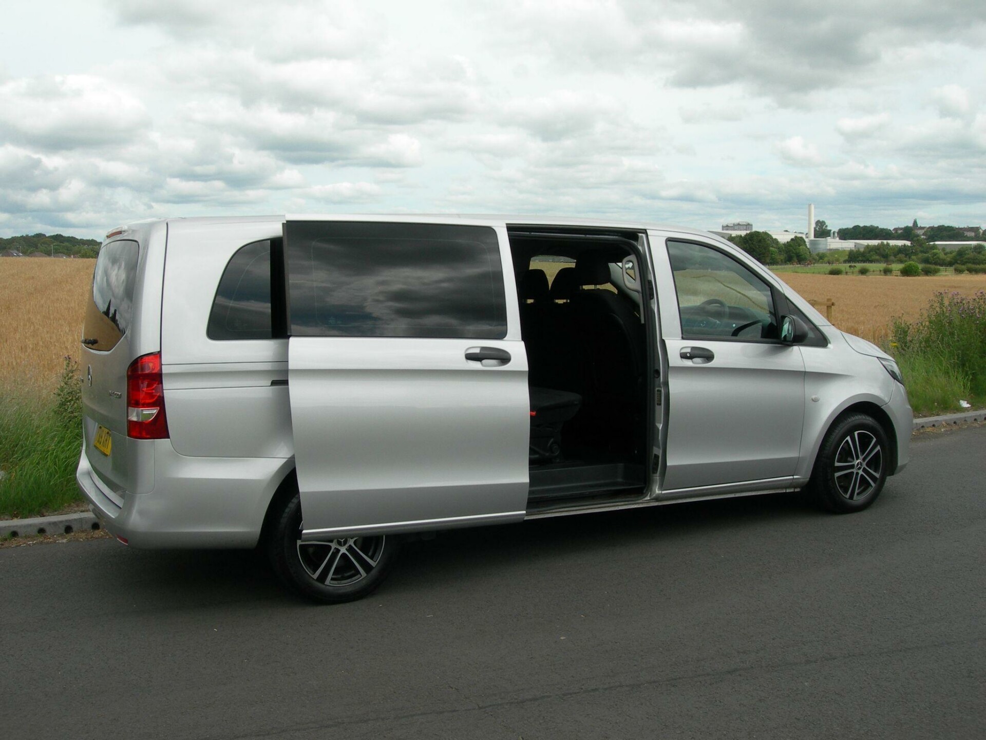Mercedes Benz Vito