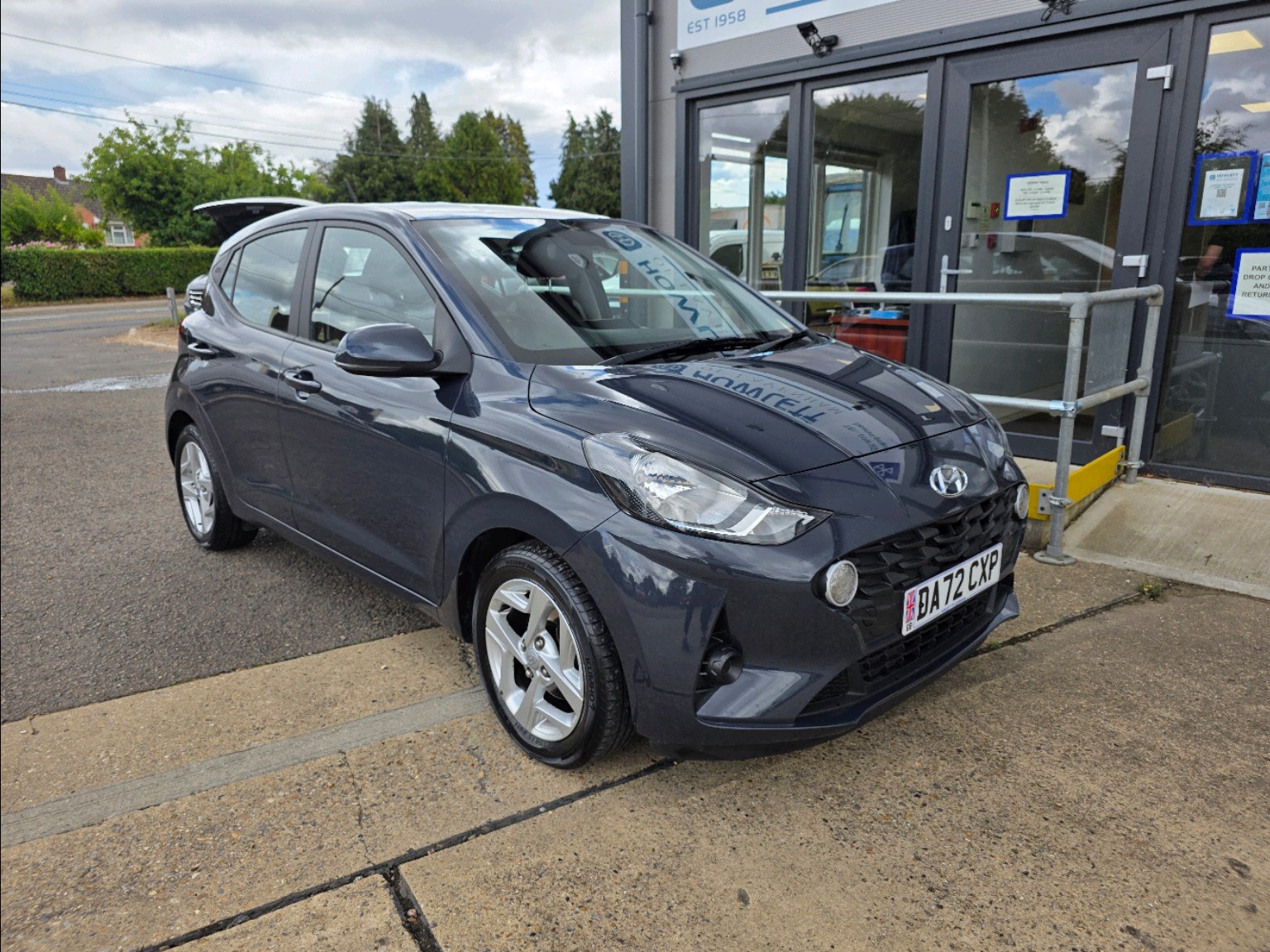 Hyundai i10