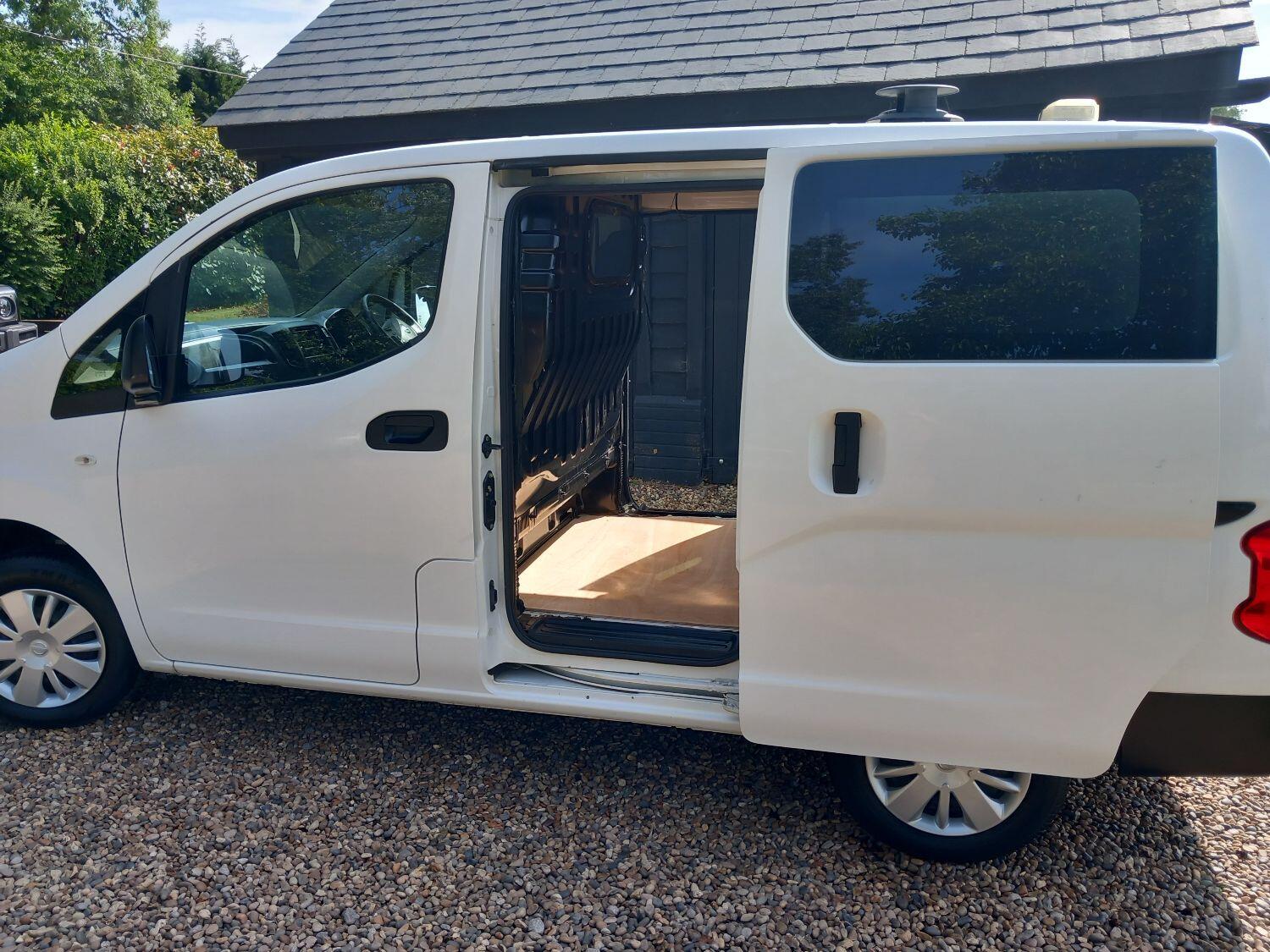 Nissan NV200