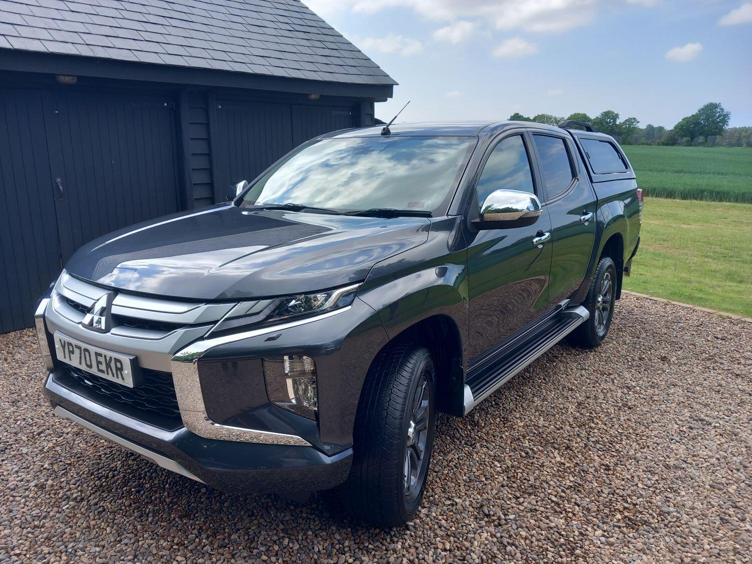 Mitsubishi L200