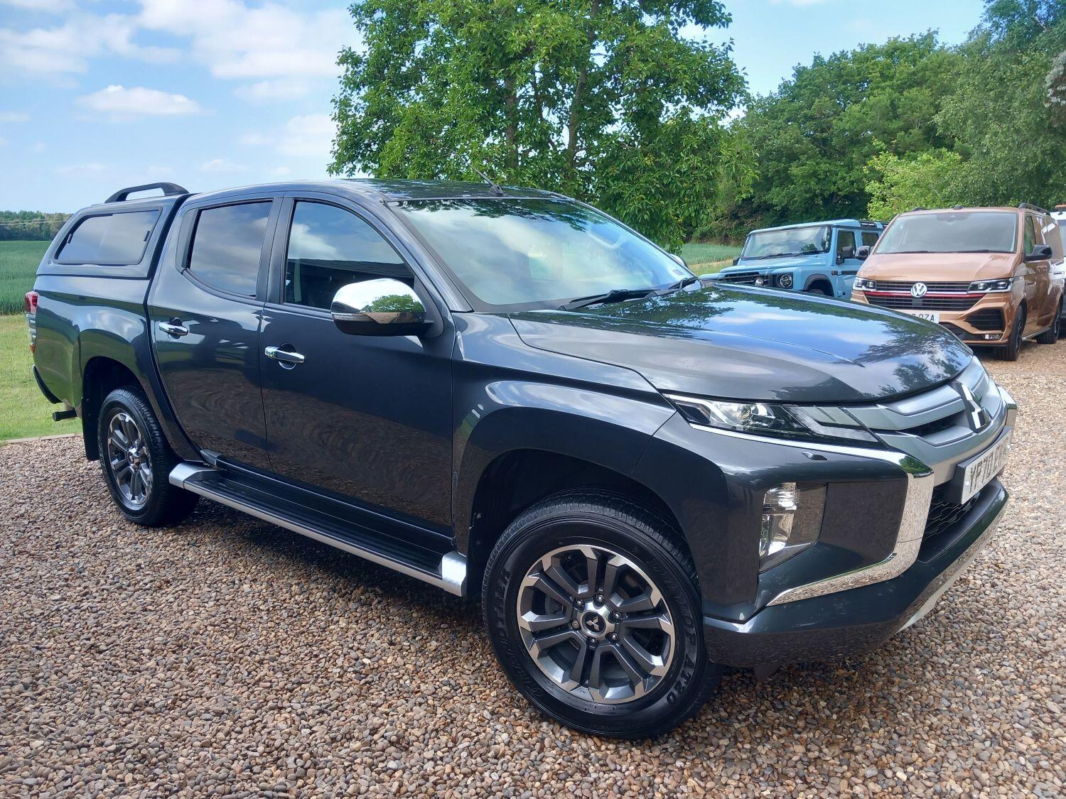 Mitsubishi L200