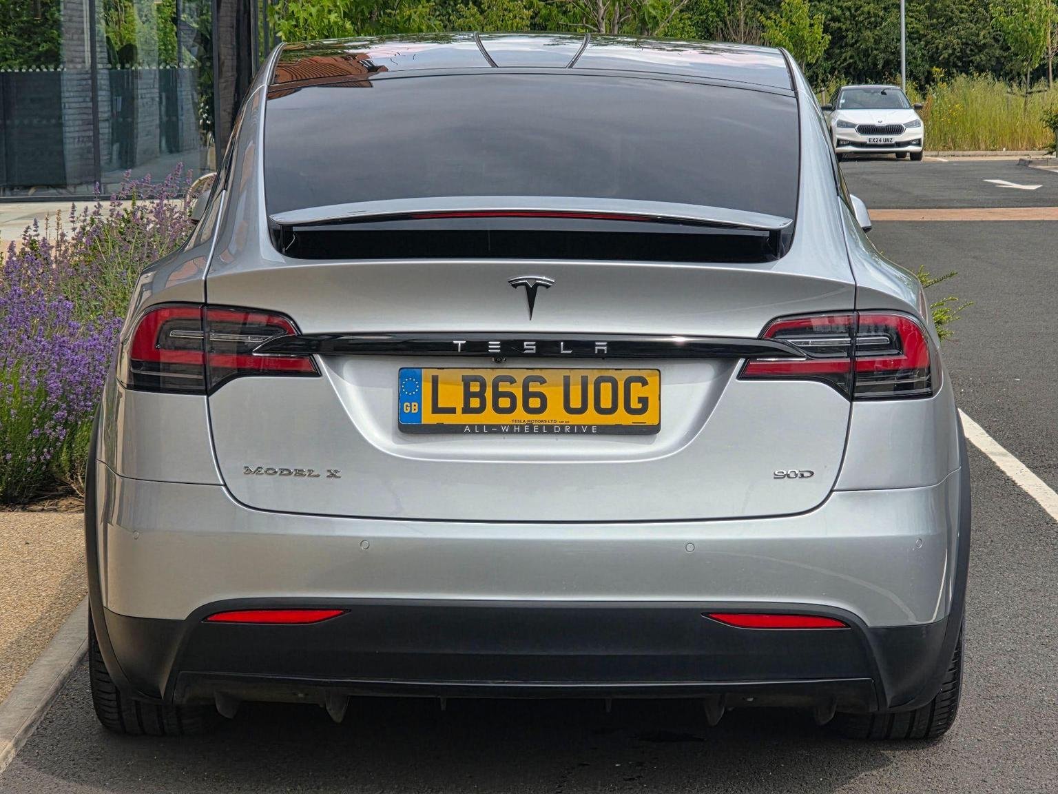 Tesla Model X