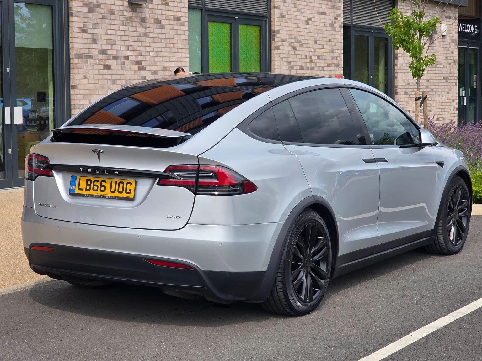 Tesla Model X