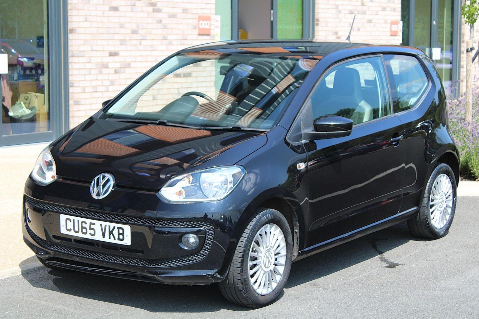 Volkswagen UP