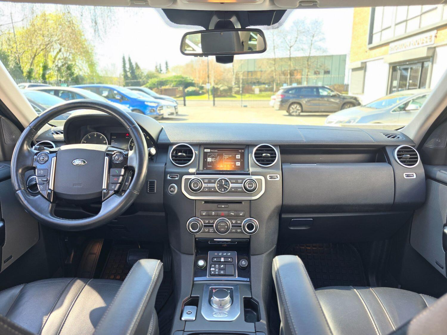Land Rover Discovery 4