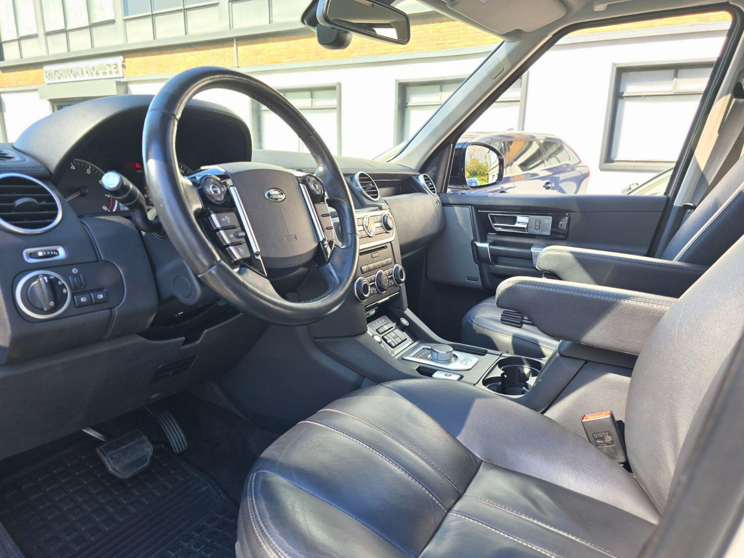 Land Rover Discovery 4