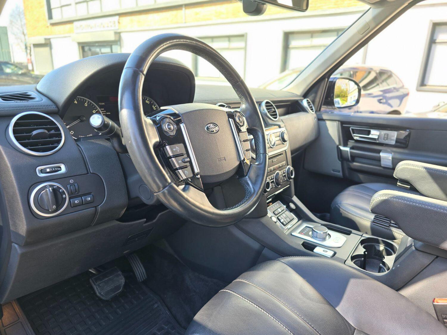 Land Rover Discovery 4