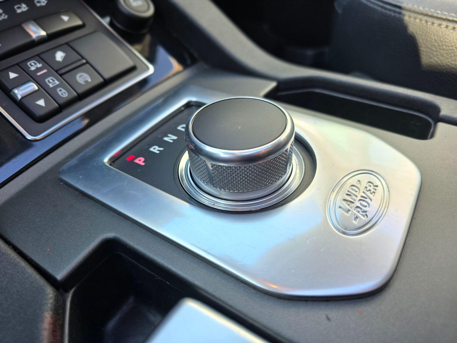 Land Rover Discovery 4