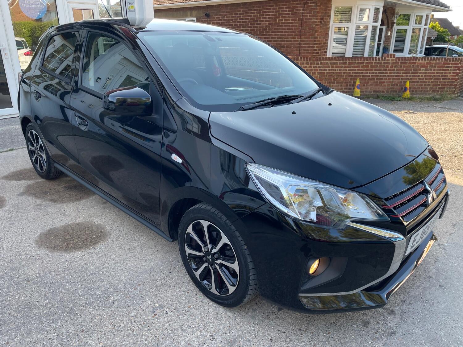 Mitsubishi Mirage