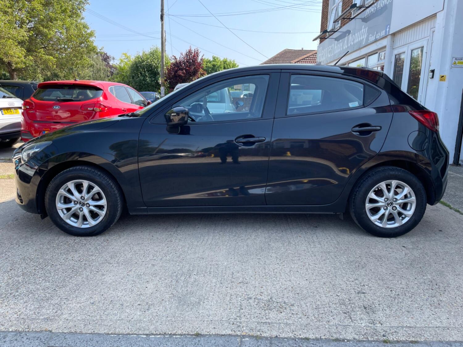 Mazda 2