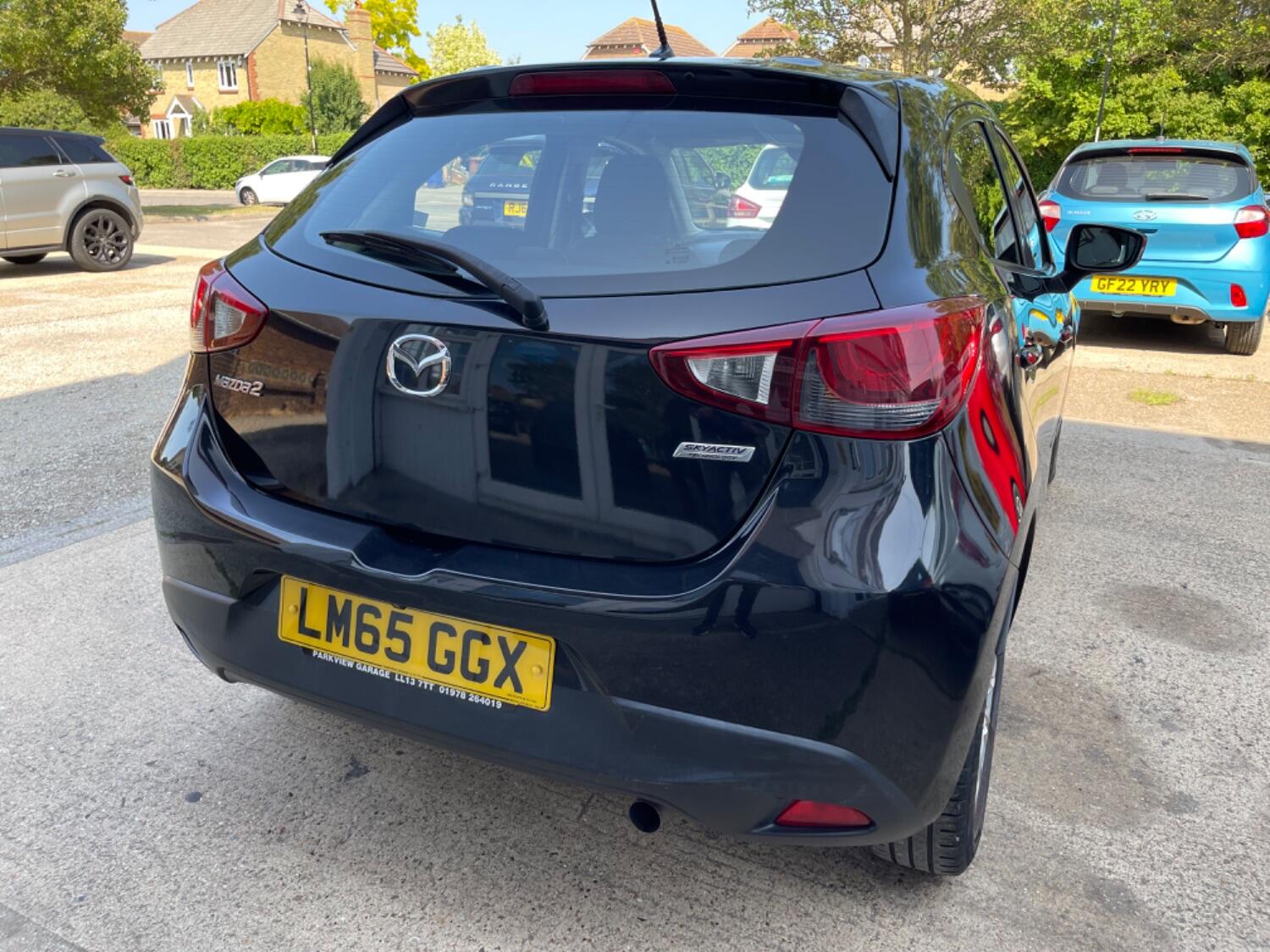 Mazda 2