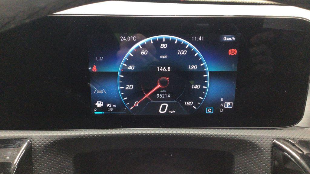 Mercedes Benz CLA