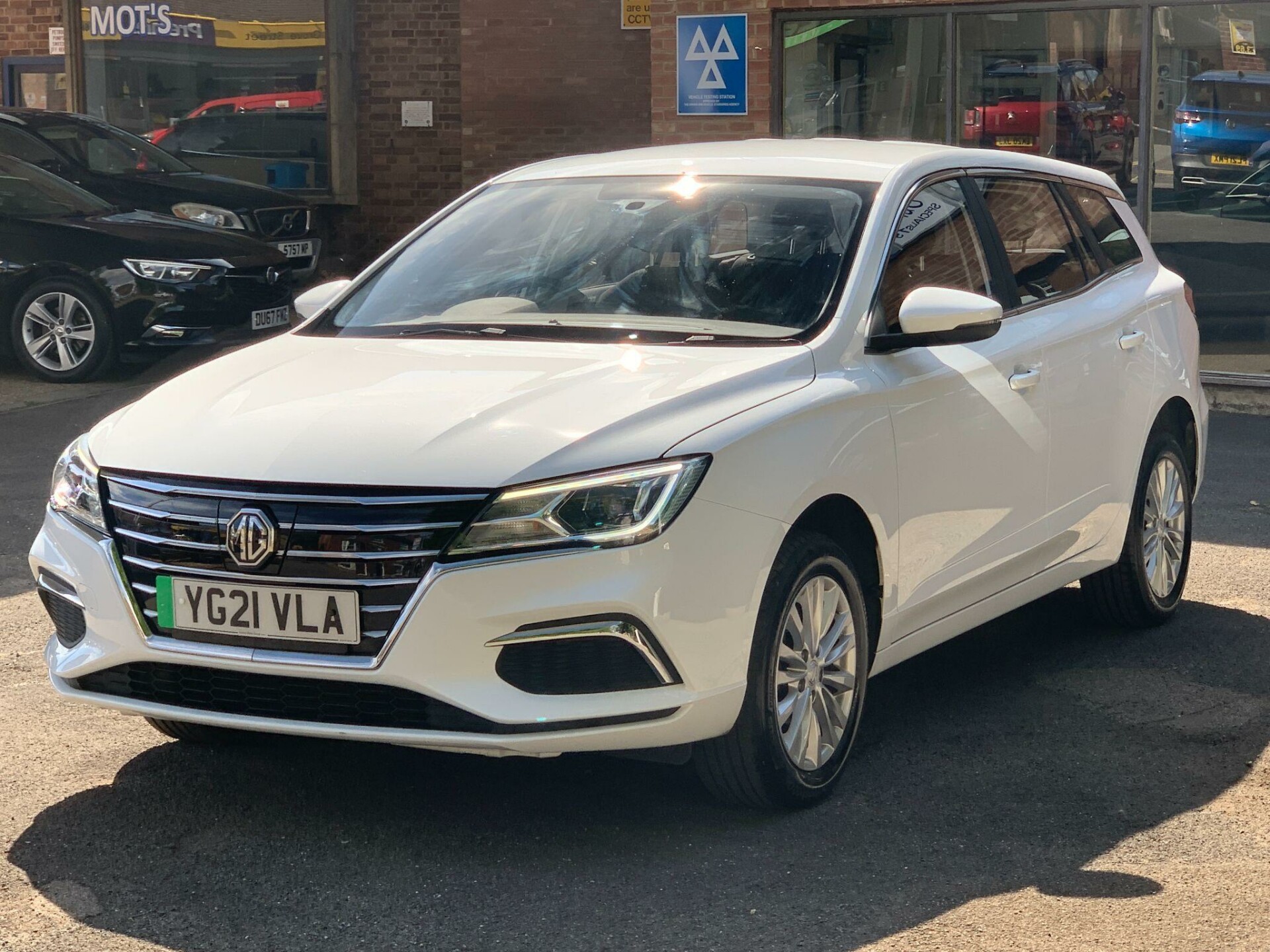 MG 5