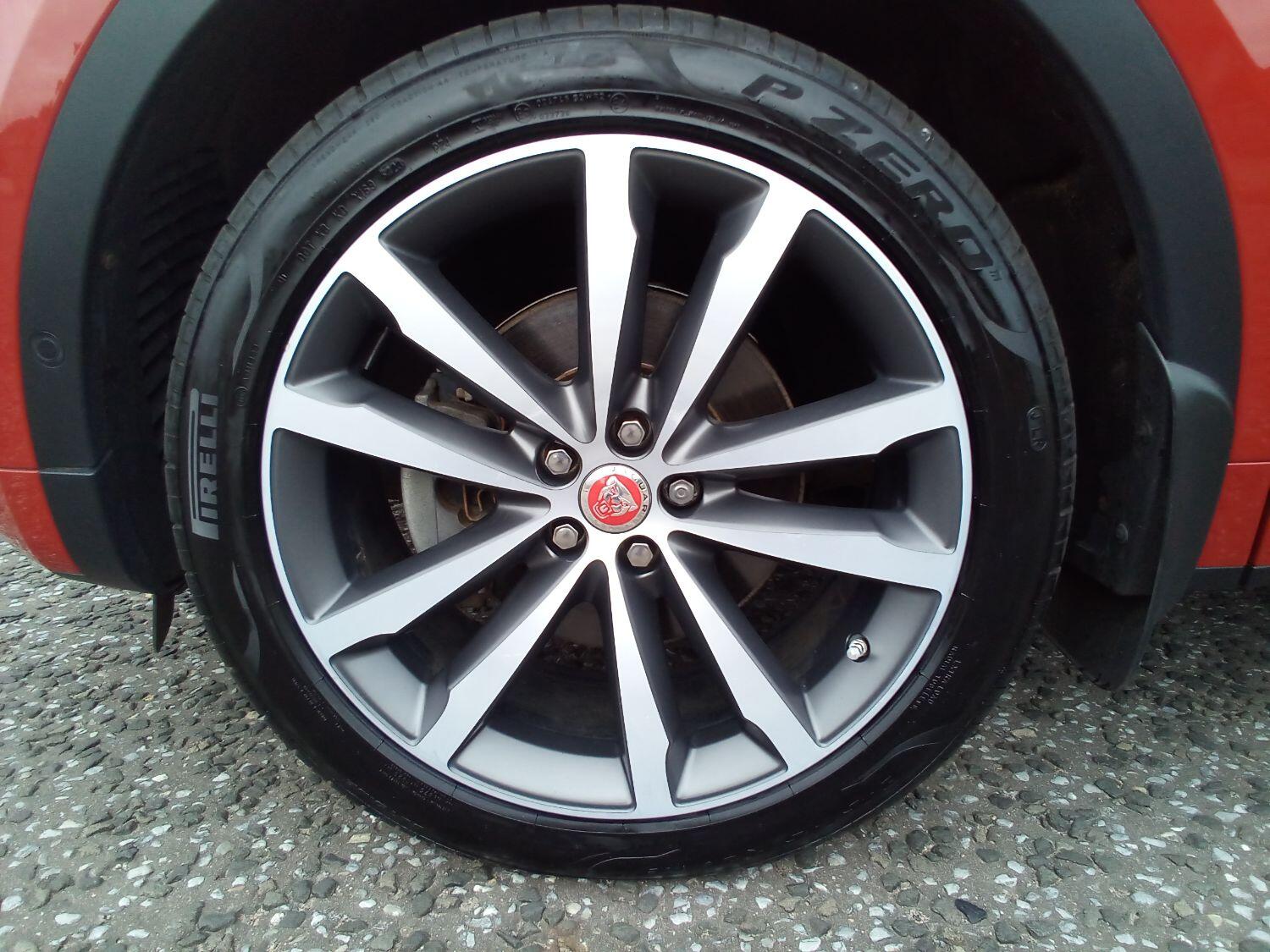 Jaguar E Pace