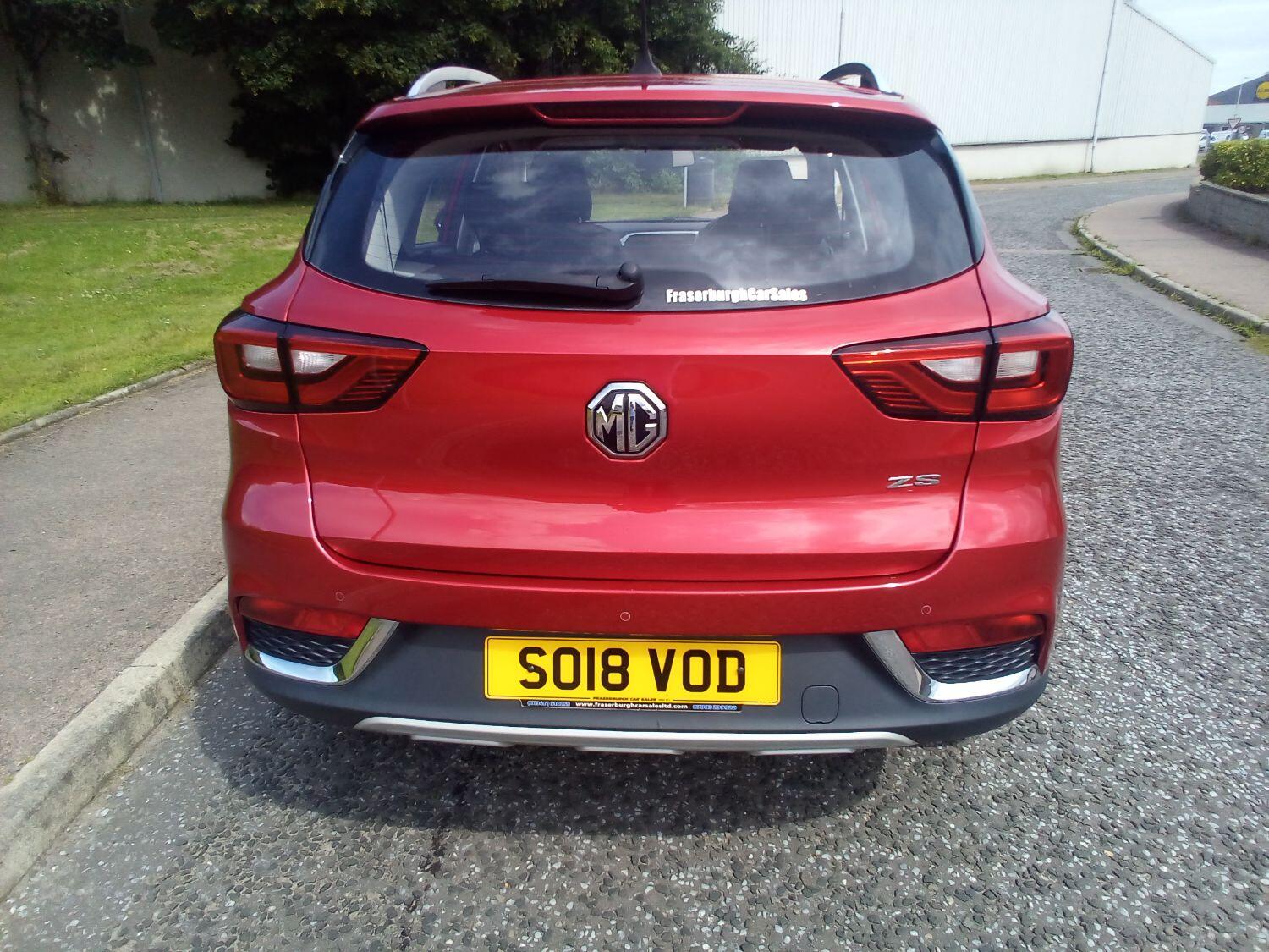 MG ZS