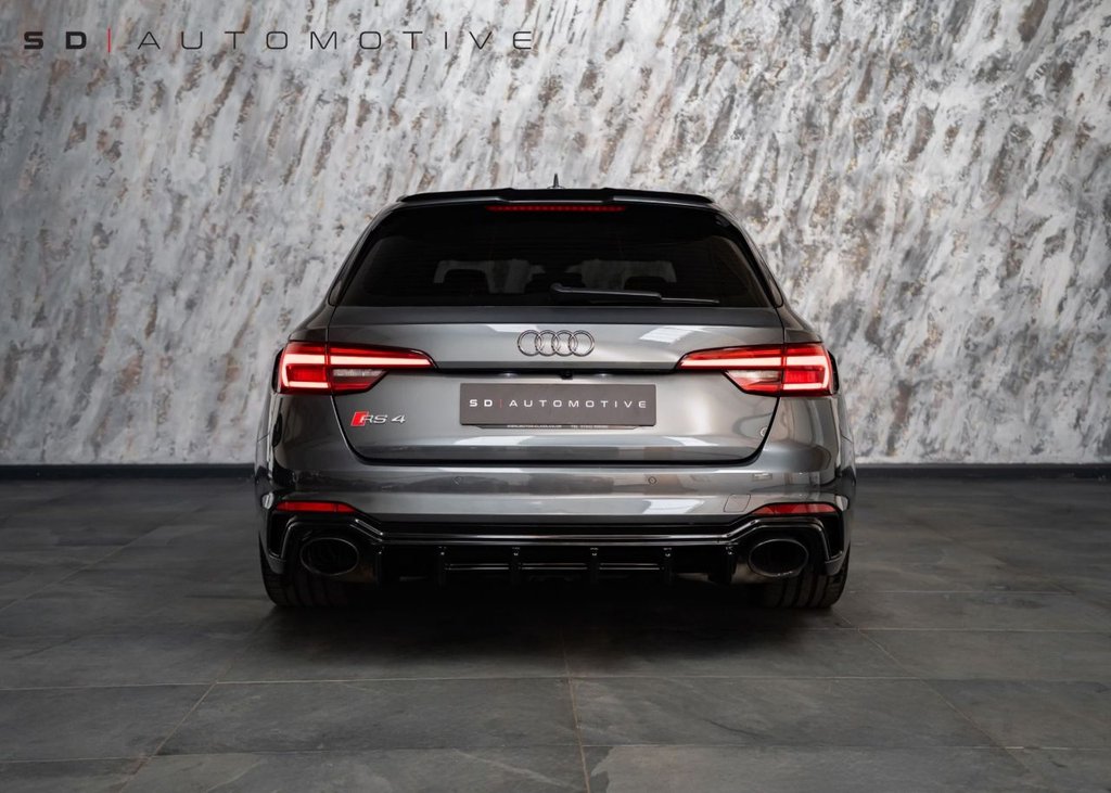 Audi RS4 Avant