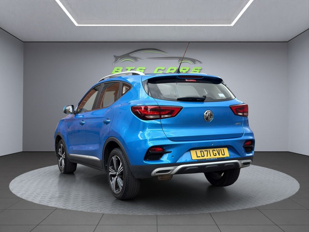 MG ZS