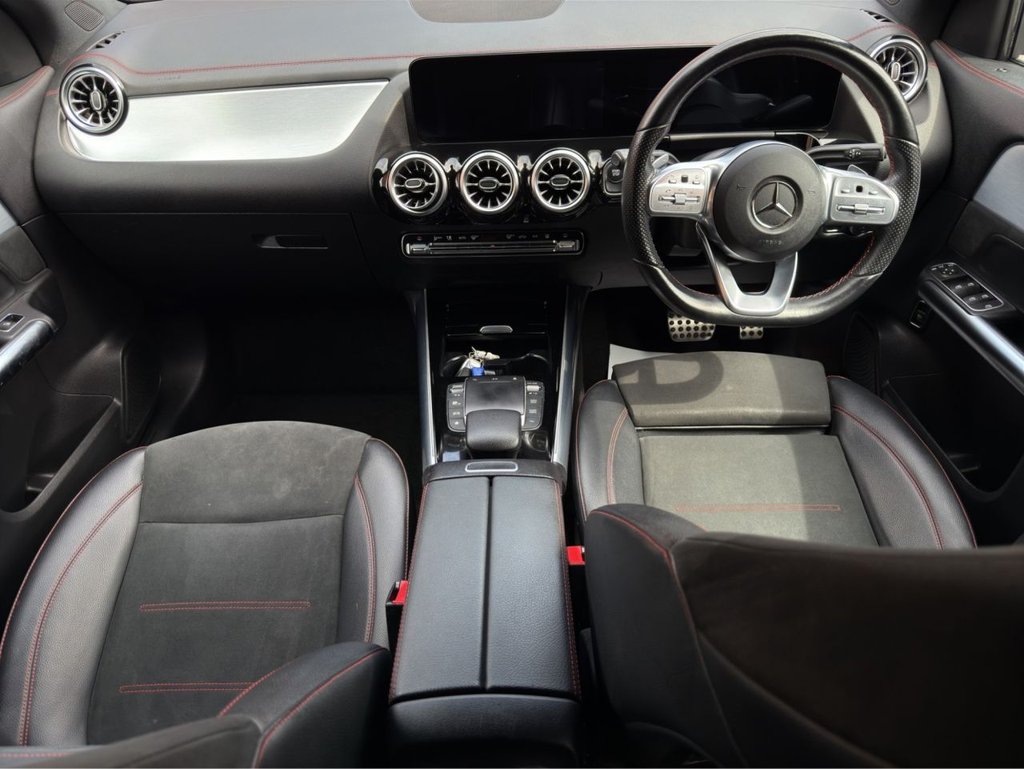 Mercedes Benz EQA