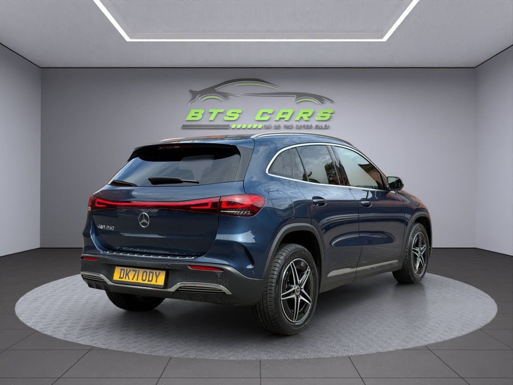Mercedes Benz EQA