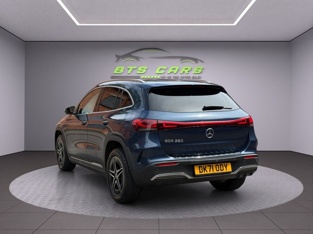 Mercedes Benz EQA