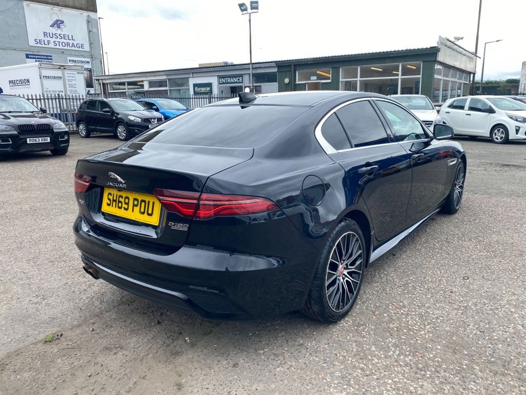 Jaguar XE