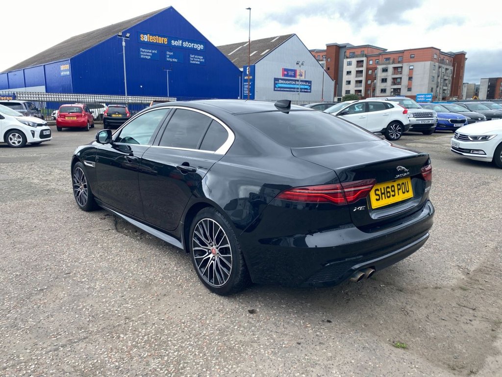Jaguar XE