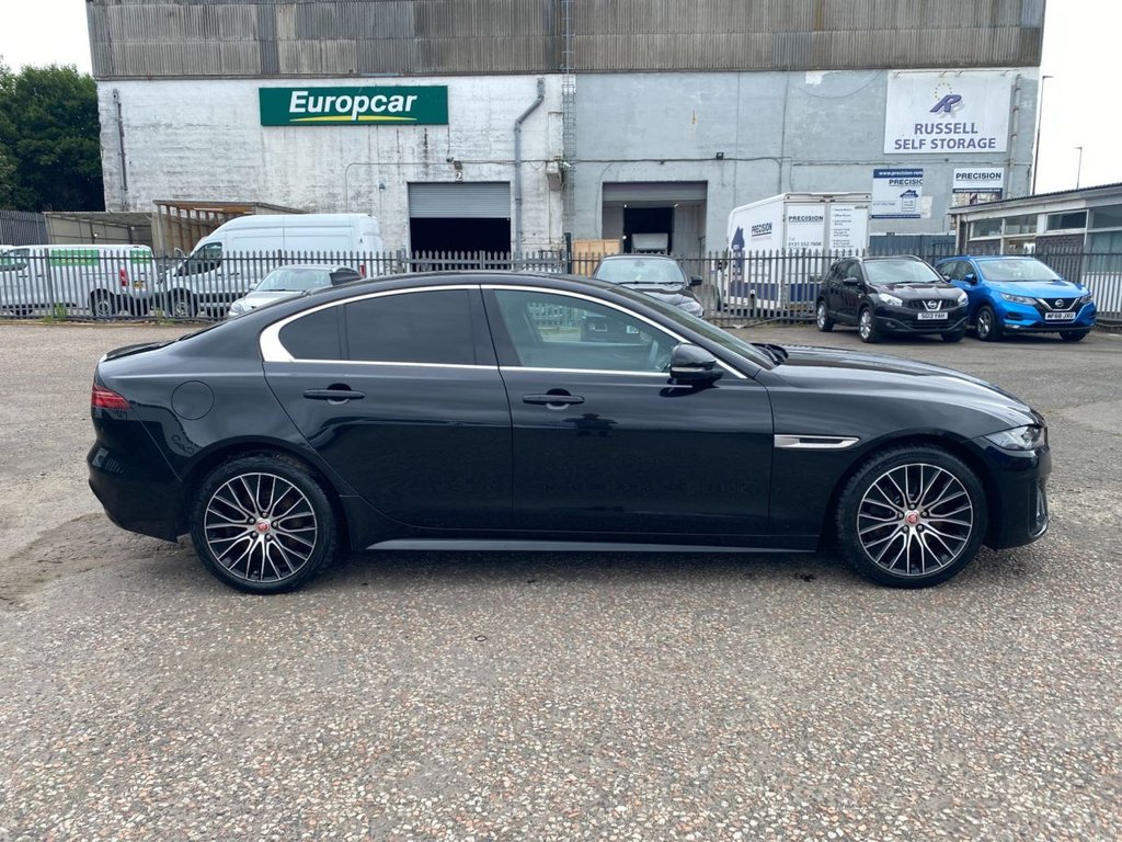 Jaguar XE