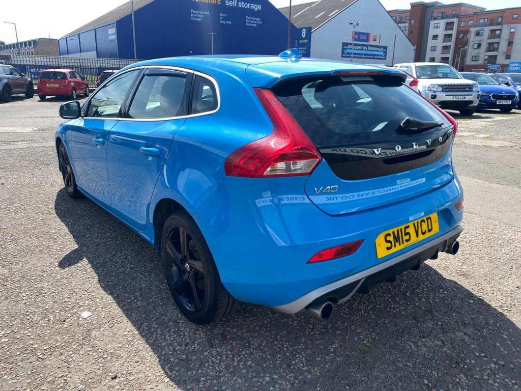 Volvo V40