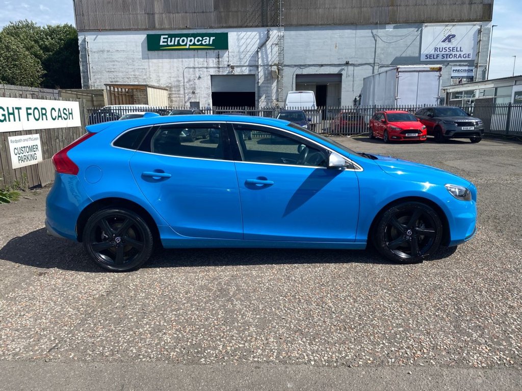Volvo V40