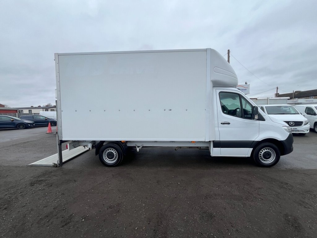 Mercedes Benz Sprinter