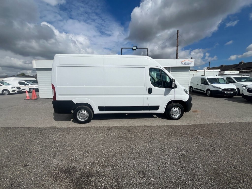 Vauxhall Movano