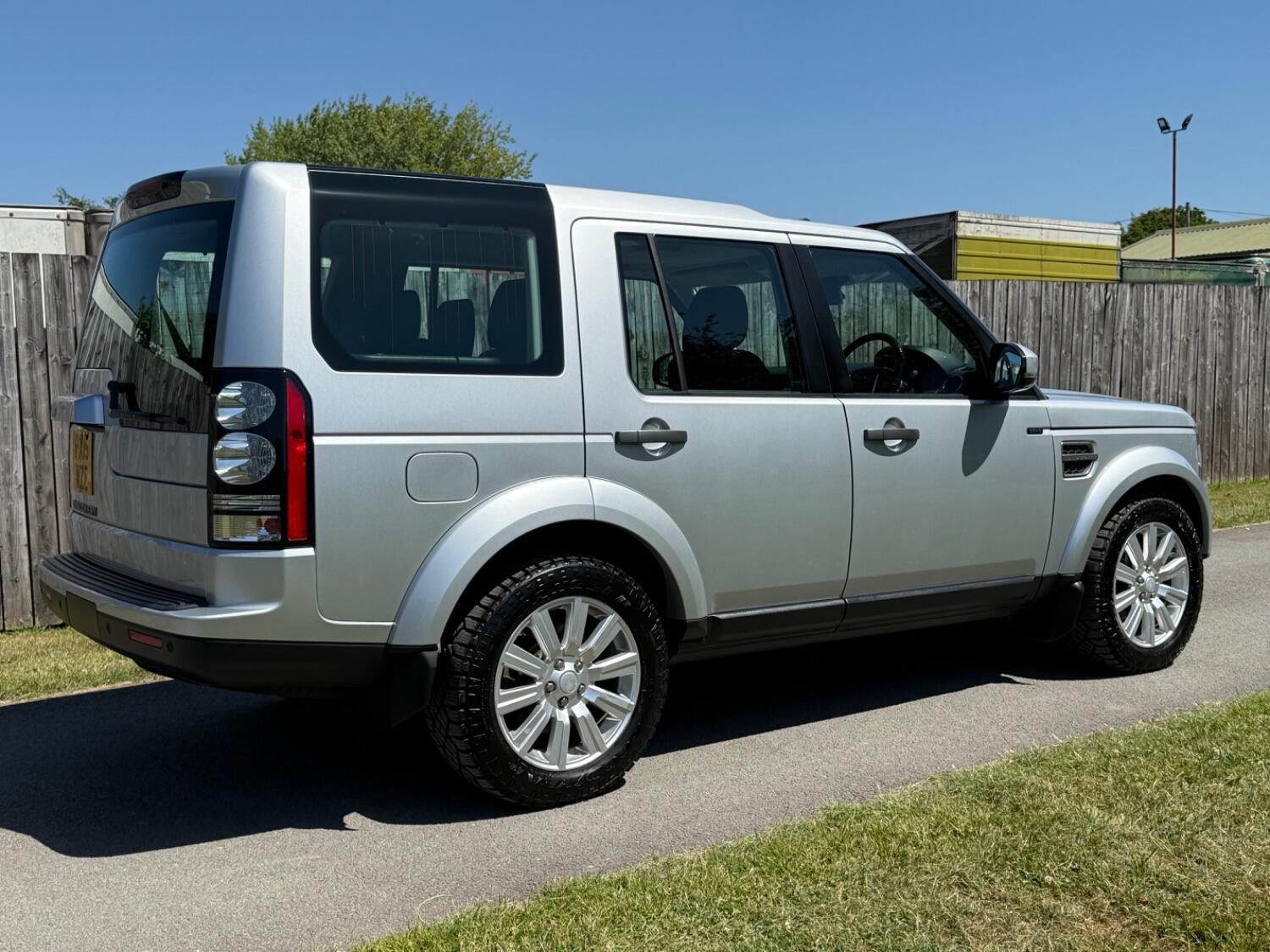 Land Rover Discovery 4