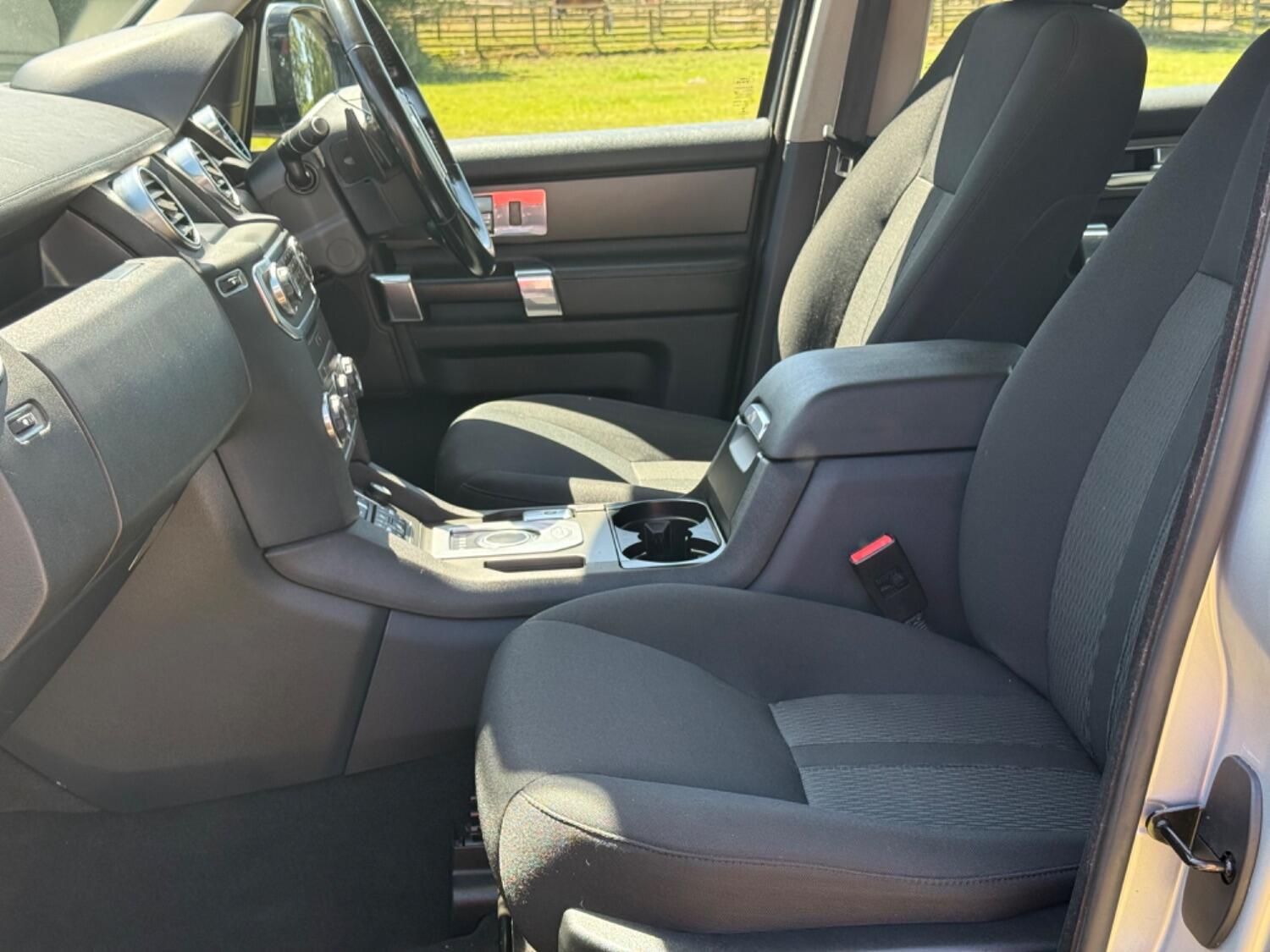 Land Rover Discovery 4