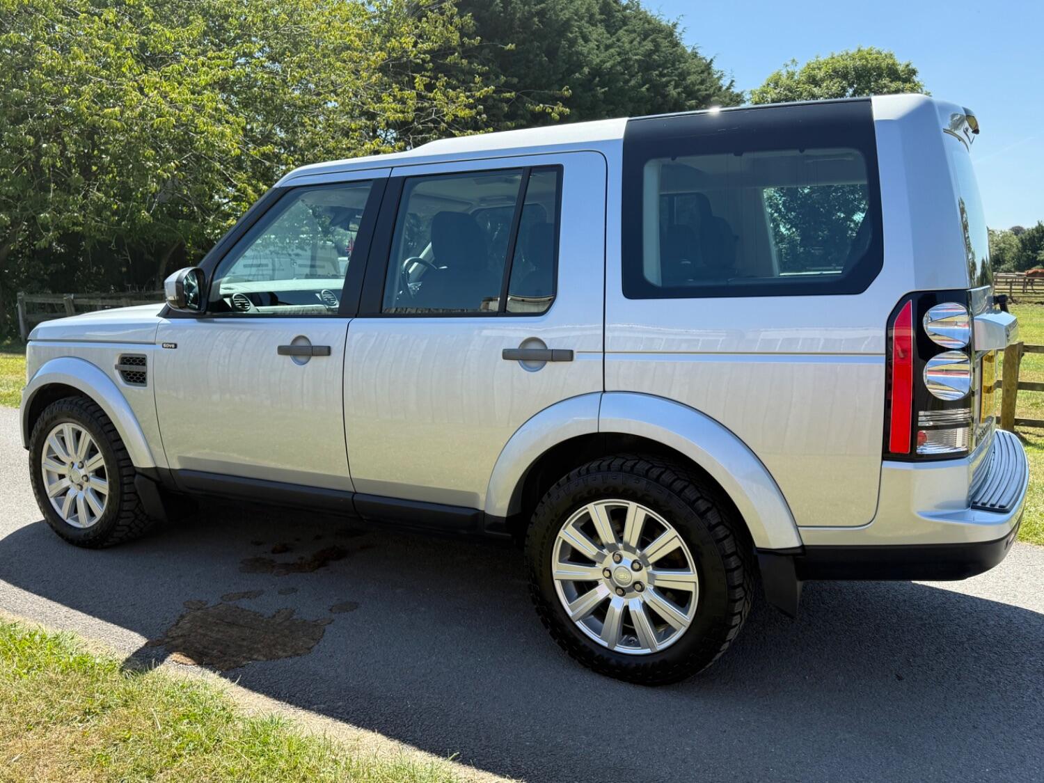 Land Rover Discovery 4