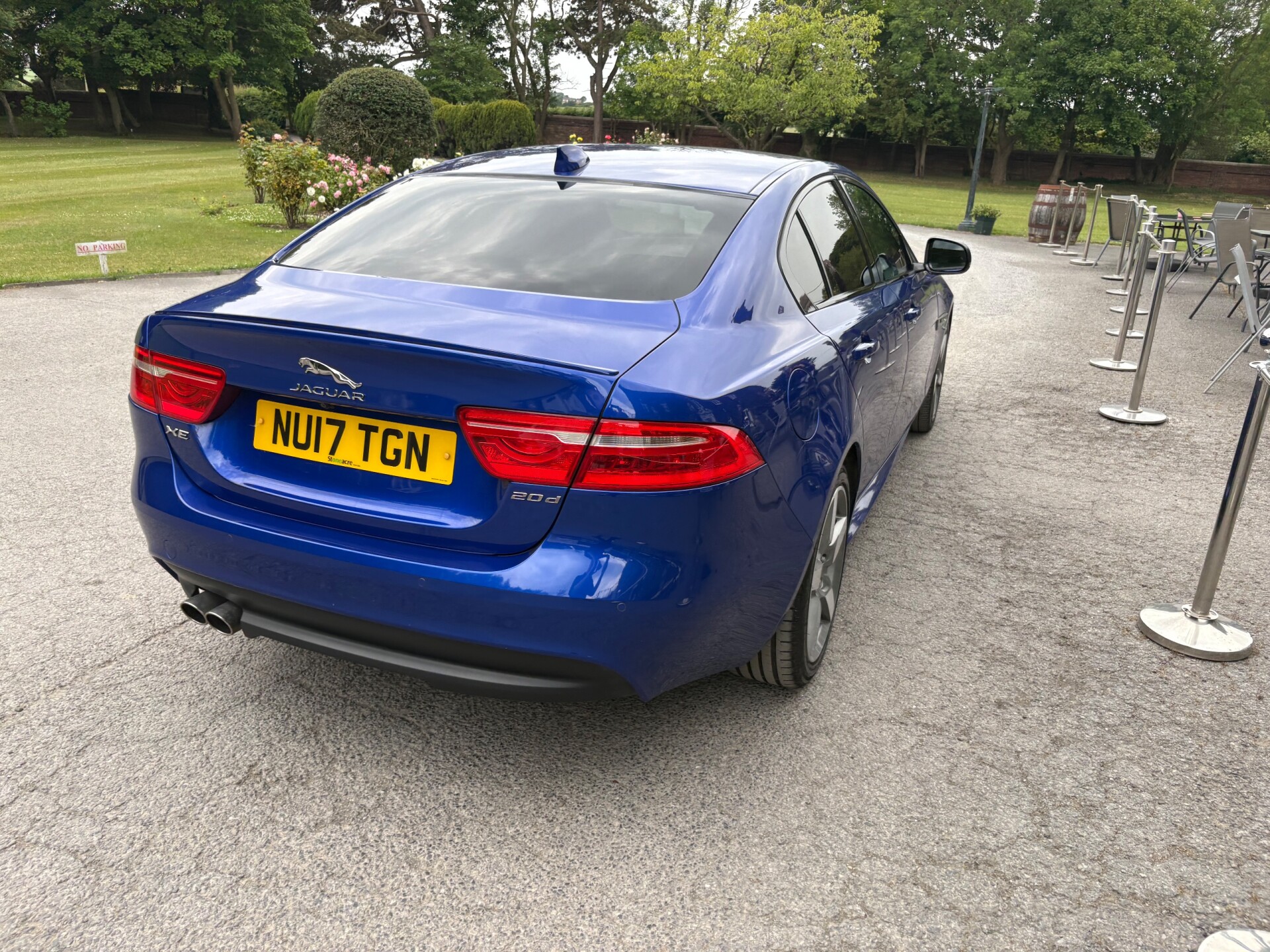 Jaguar XE