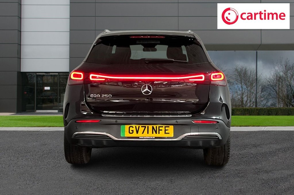 Mercedes Benz EQA