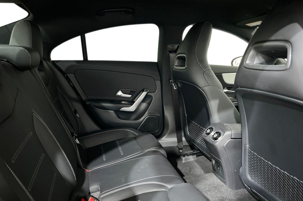 Mercedes Benz CLA