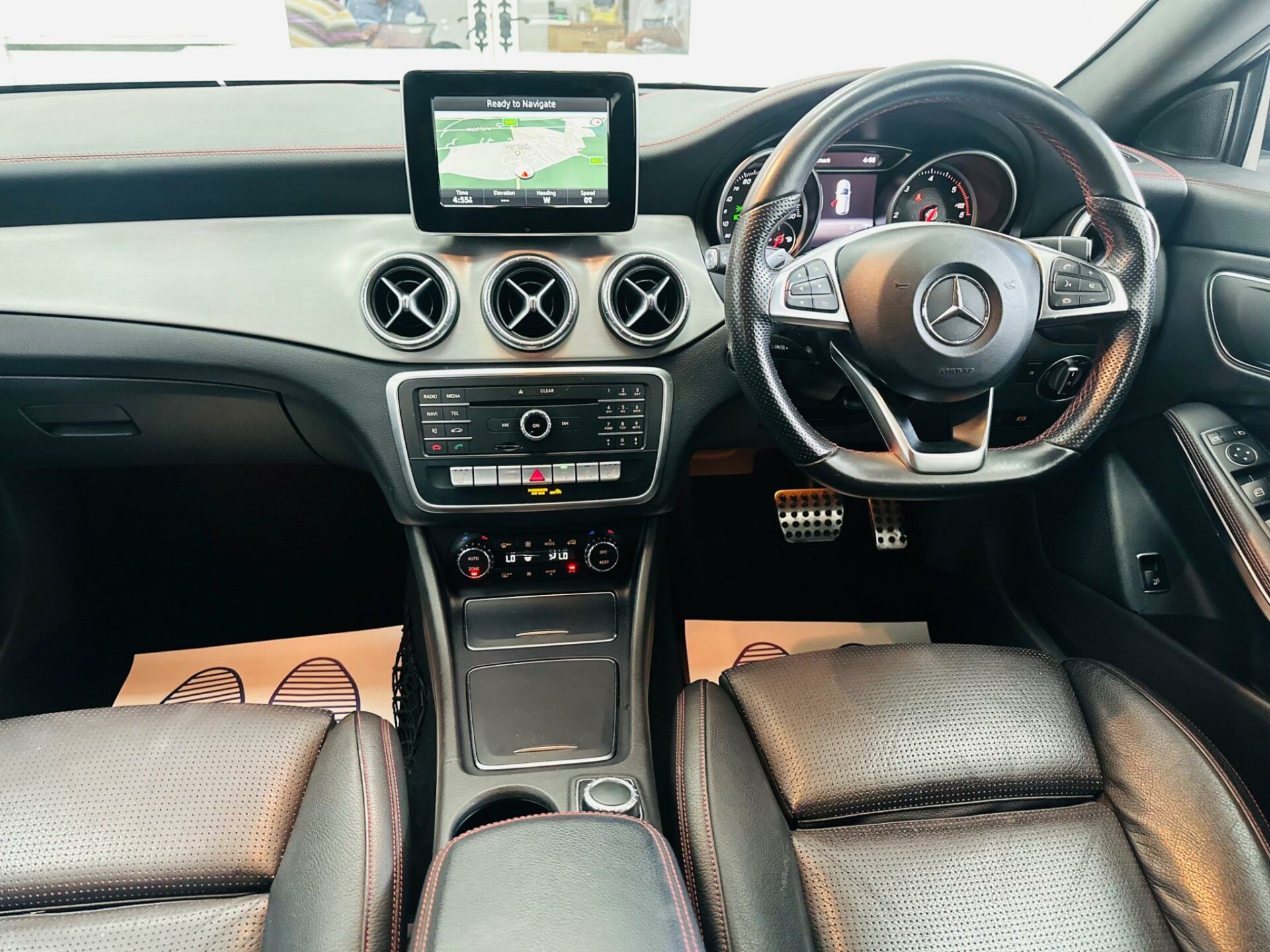 Mercedes Benz CLA