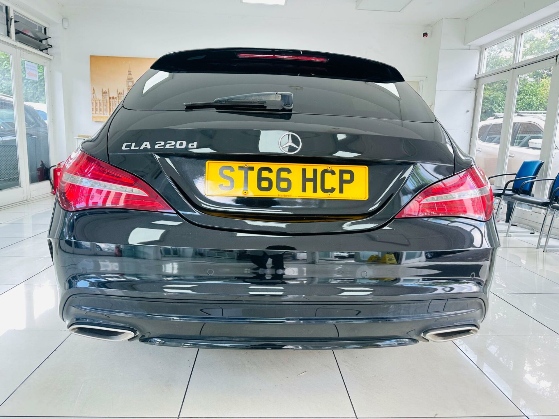 Mercedes Benz CLA