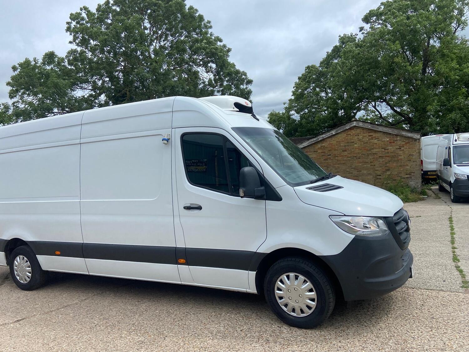 Mercedes Benz Sprinter