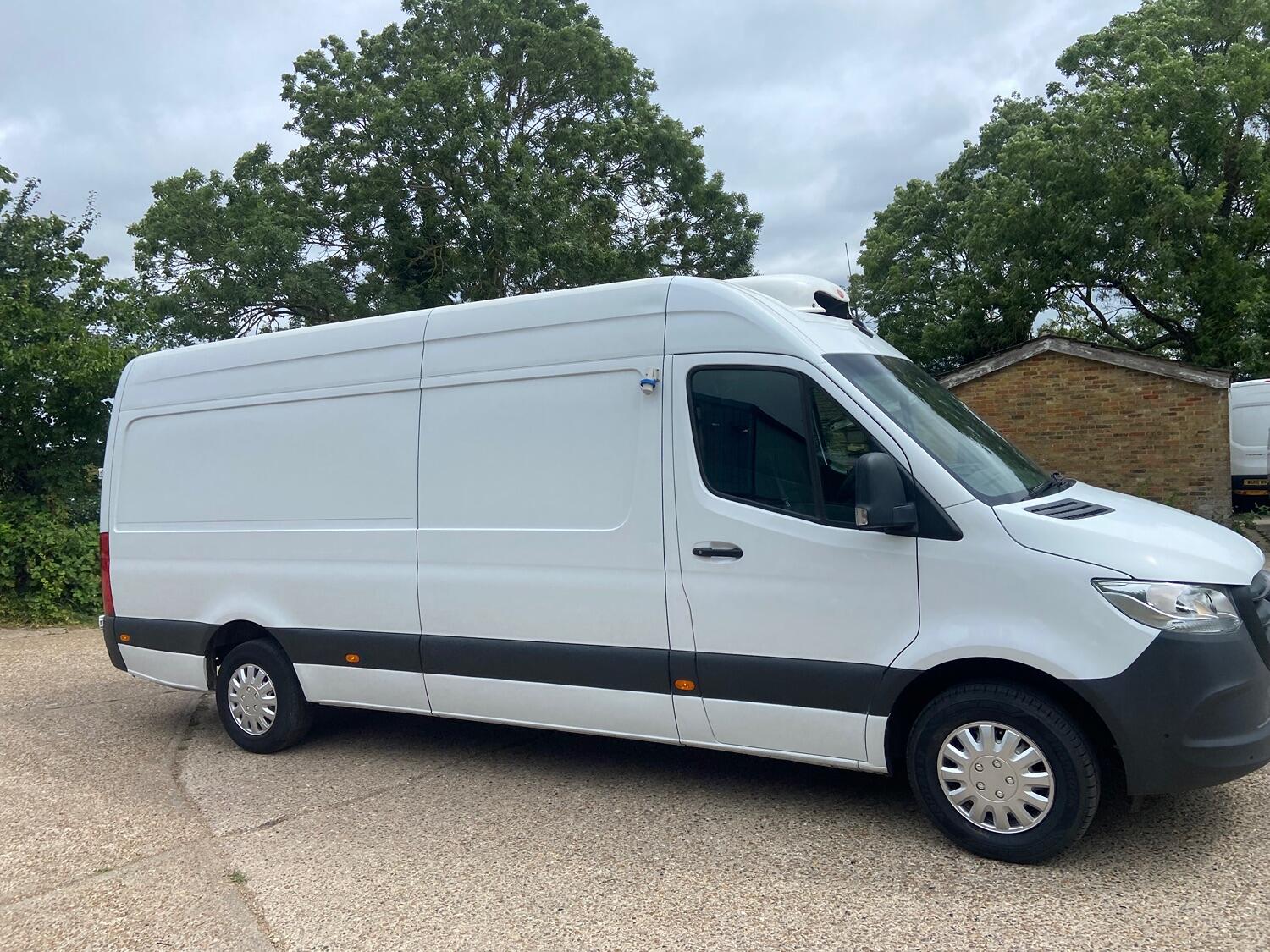 Mercedes Benz Sprinter