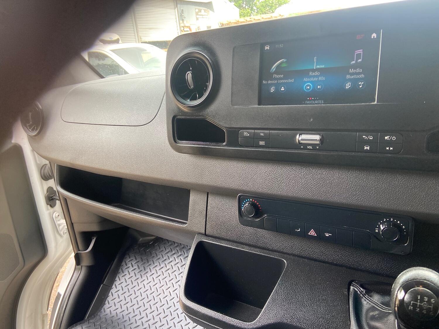 Mercedes Benz Sprinter