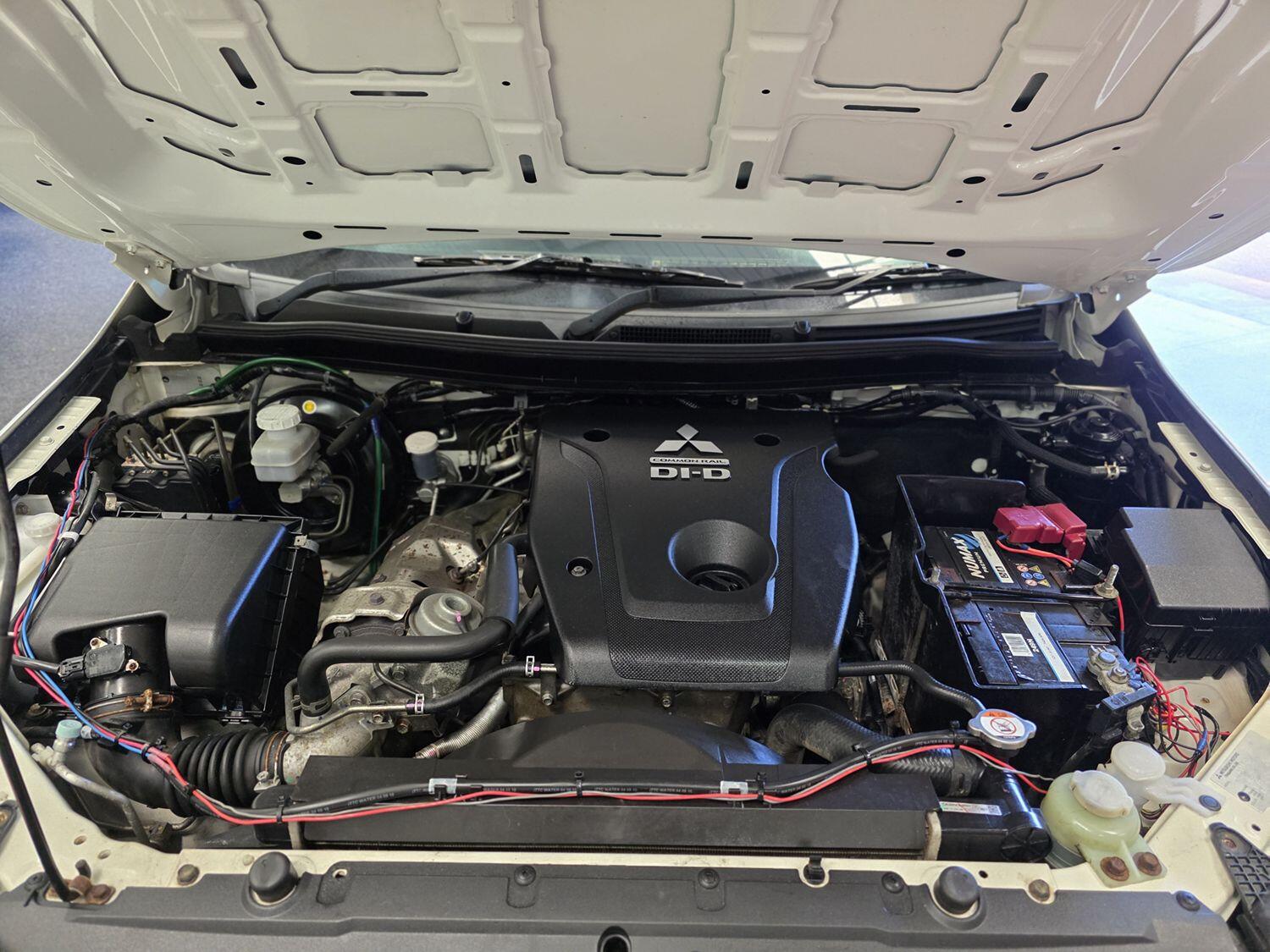 Mitsubishi L200