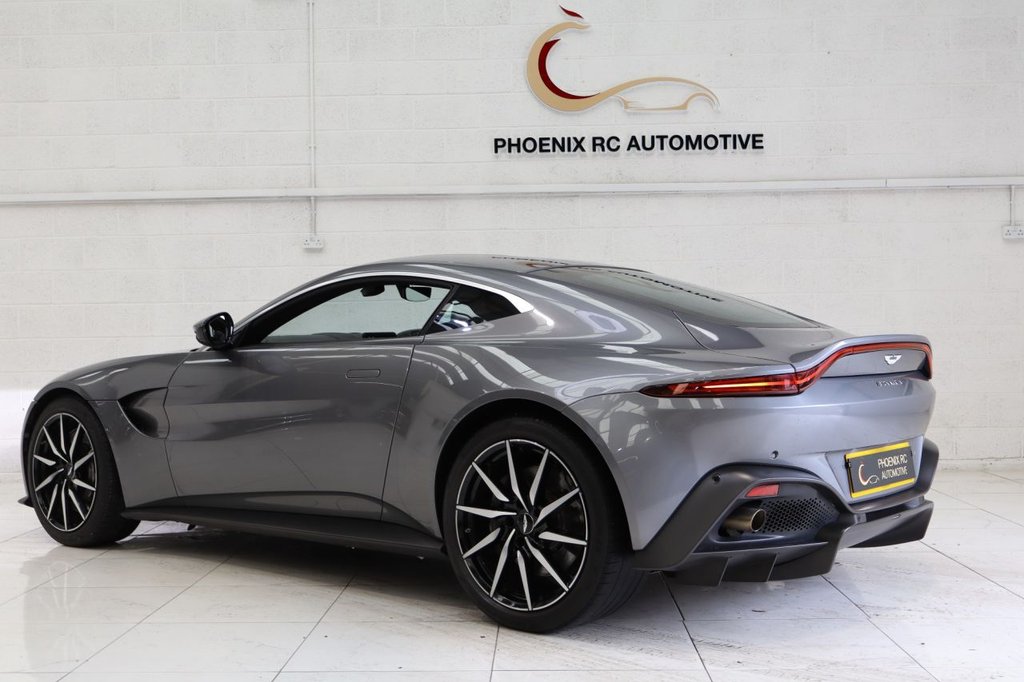 Aston Martin Vantage