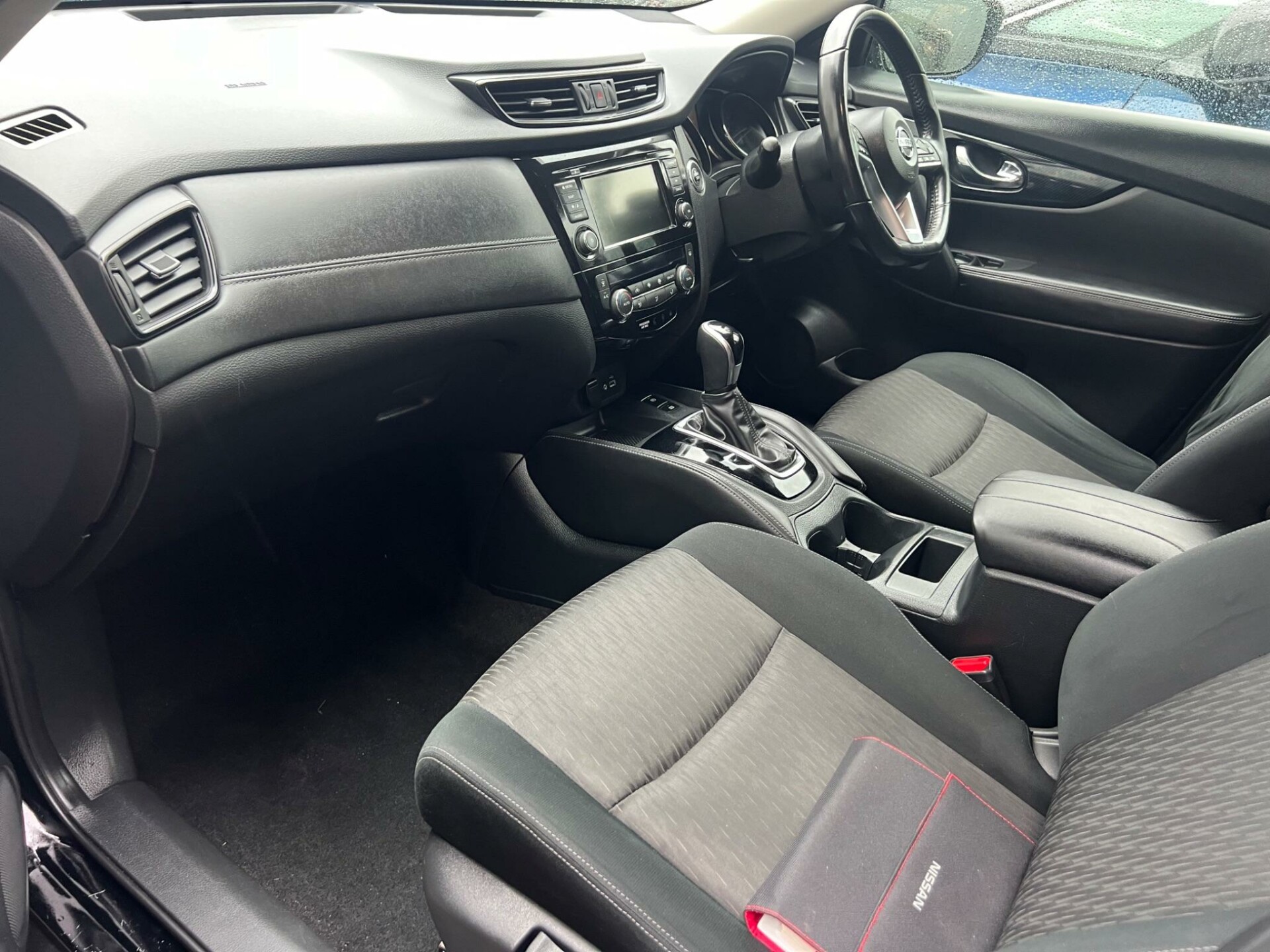 Nissan X Trail