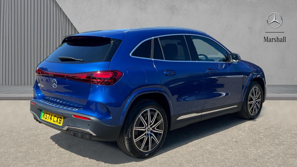 Mercedes Benz EQA