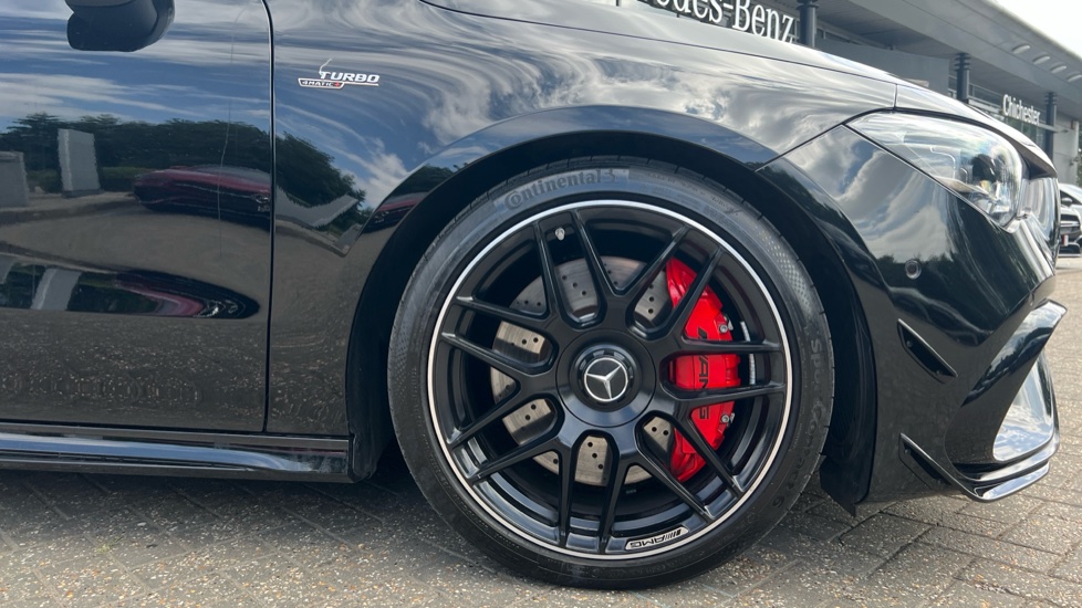 Mercedes Benz CLA