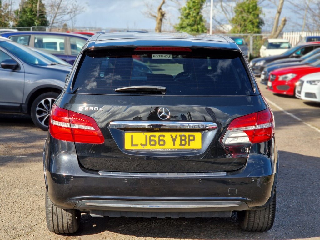 Mercedes Benz B Class
